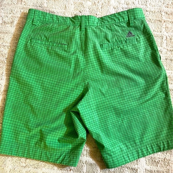 Adidas Green Flat Front Shorts for Casual Wear - Picture 3 of 5